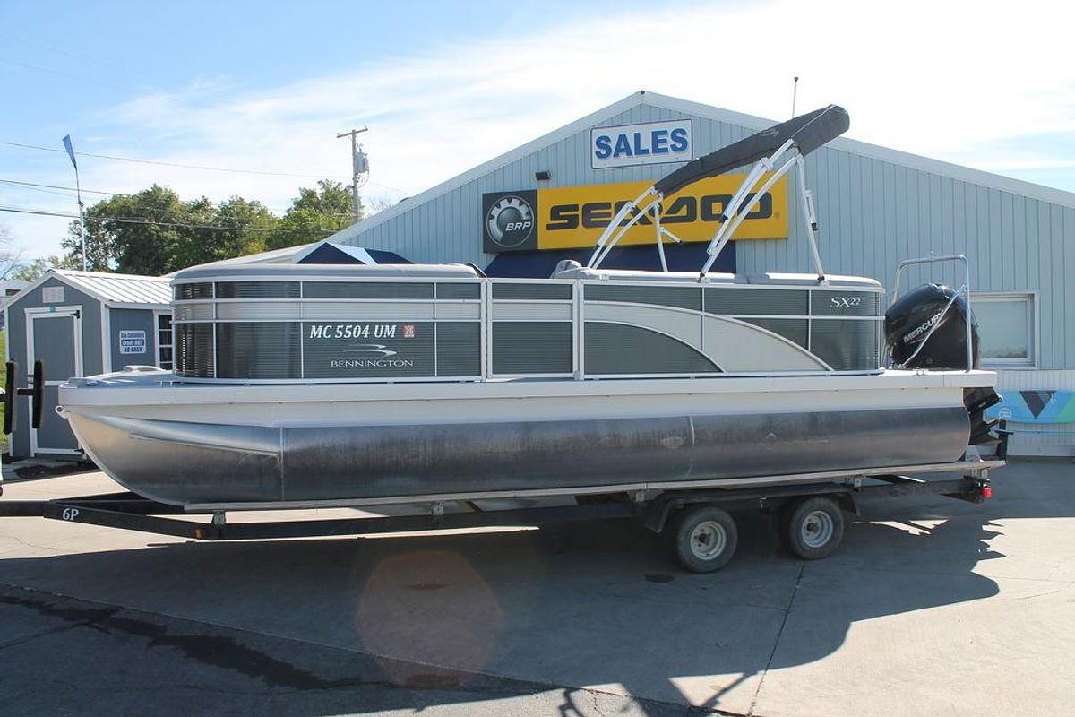 Used 2021 Bennington 22 SSRCX