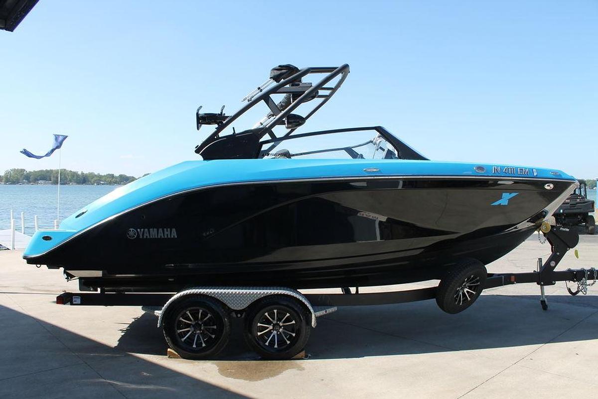 Used 2023 Yamaha Marine 222XE