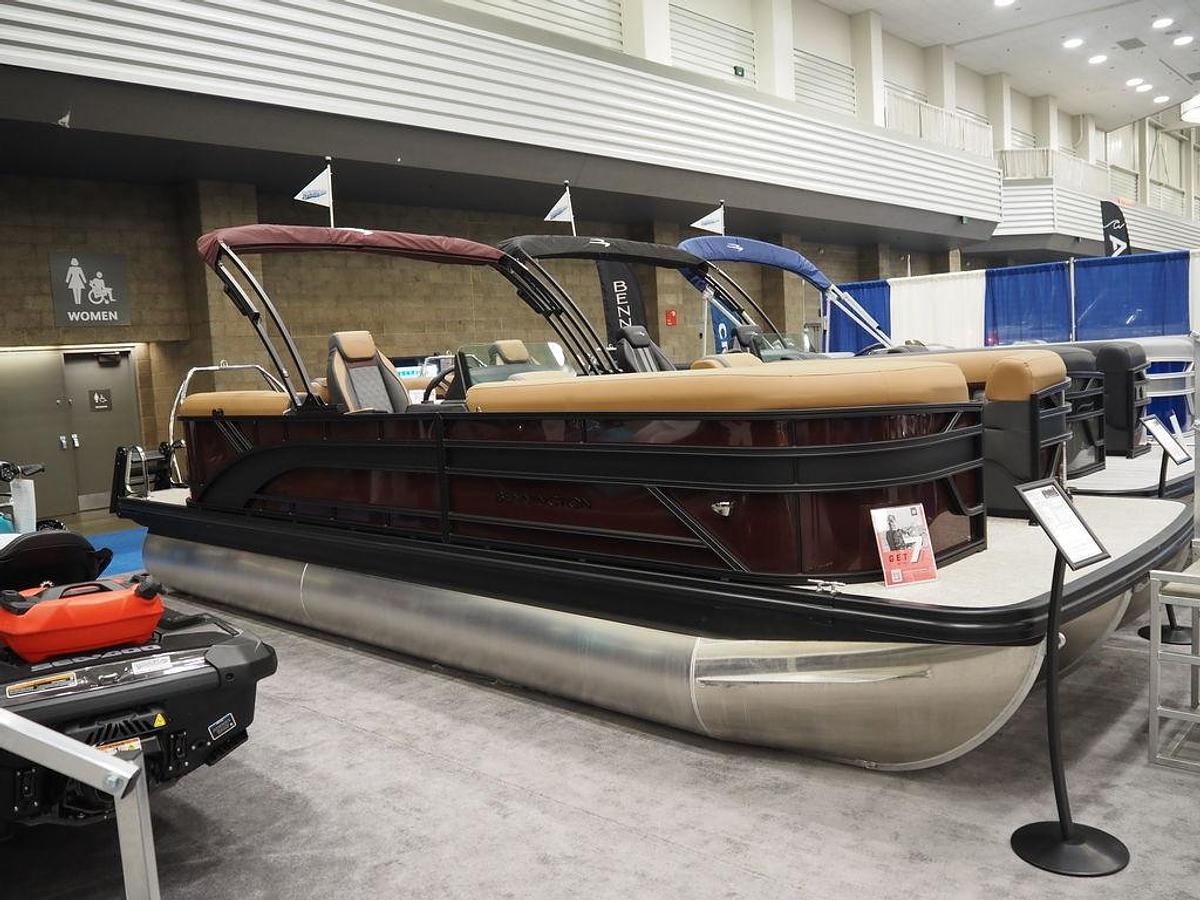 2026 Bennington S Quad Bench 23 SSR