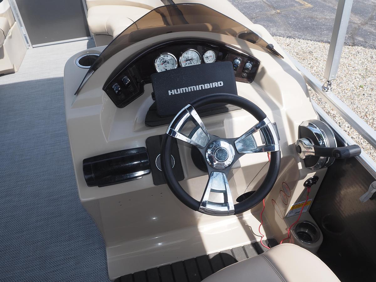 Used 2013 HARRIS CX220