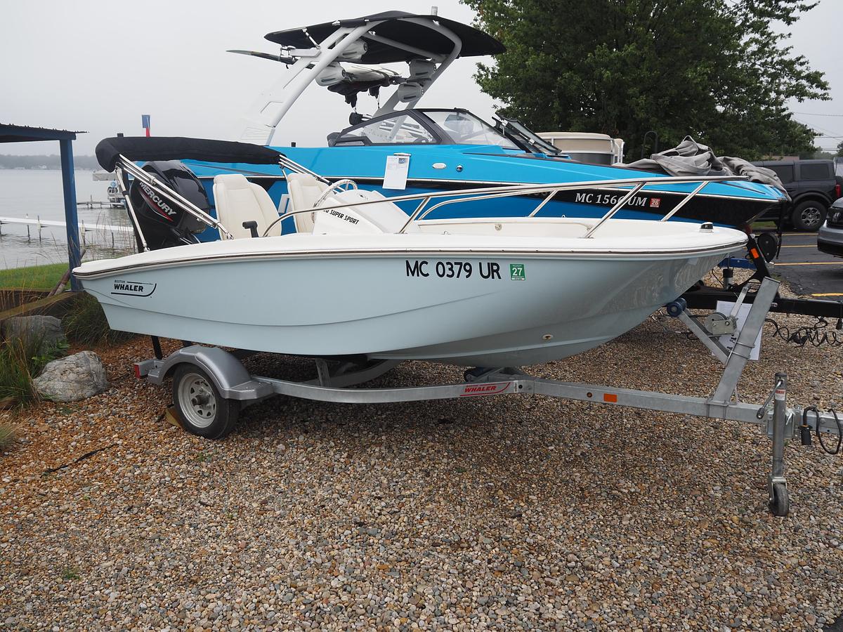 Used 2021 BOSTON WHALER