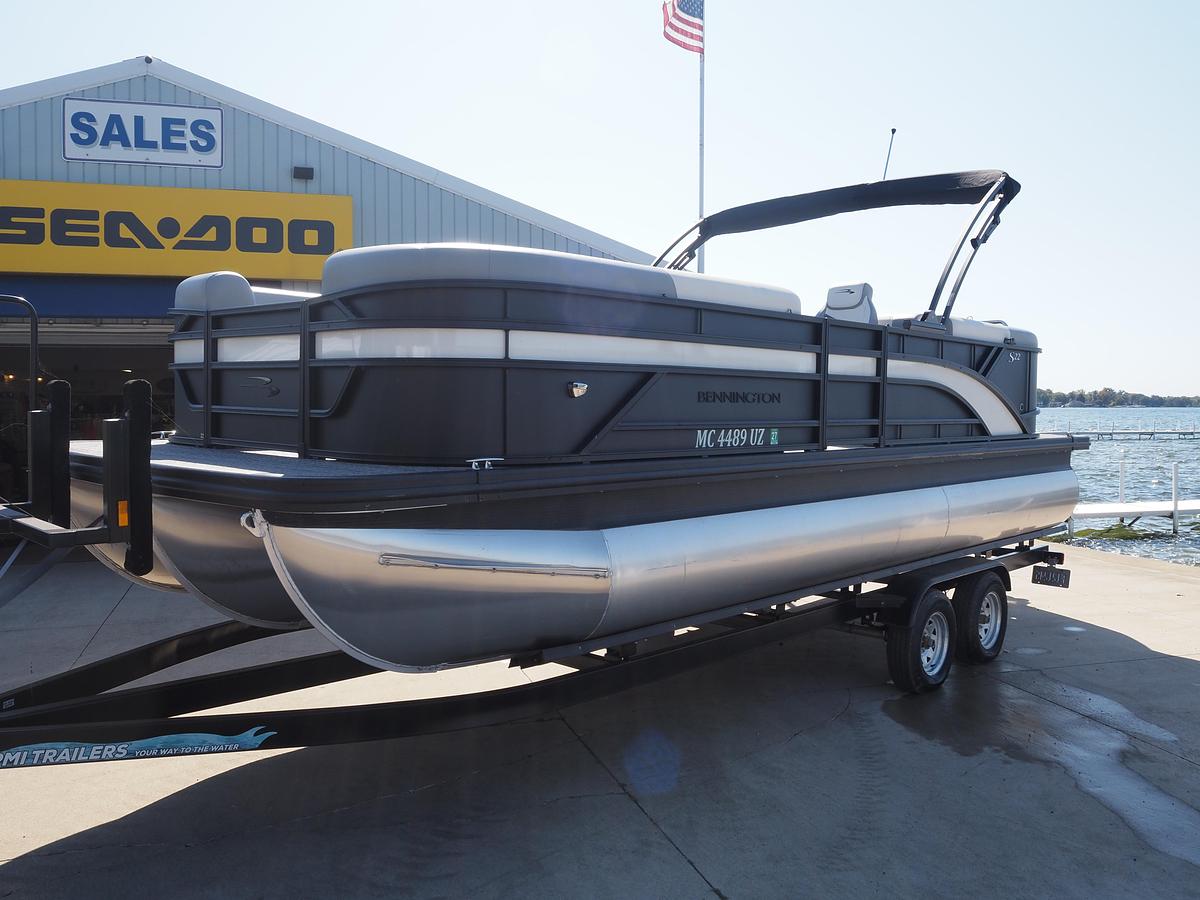 Used 2024 BENNINGTON 22SSR SPS