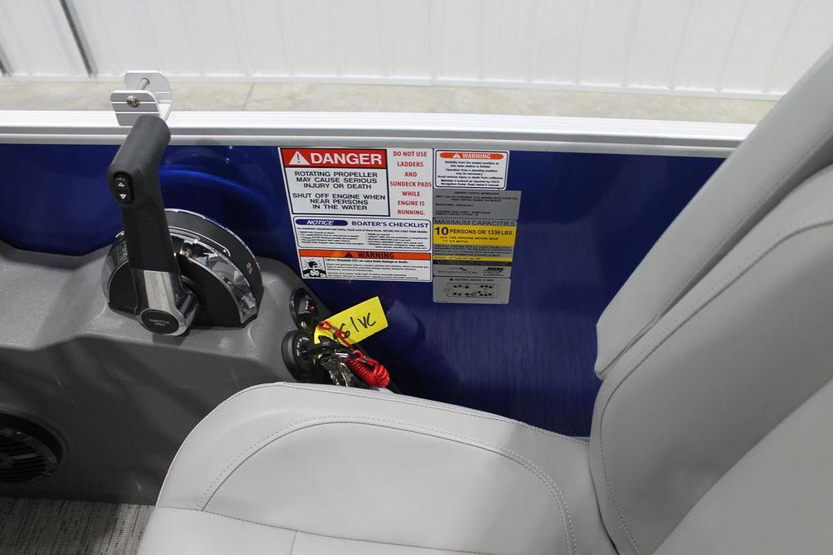 Used 2025 Bennington S Quad Bench 21 SSR