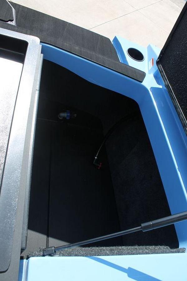 2025 Axis Wake Research T235