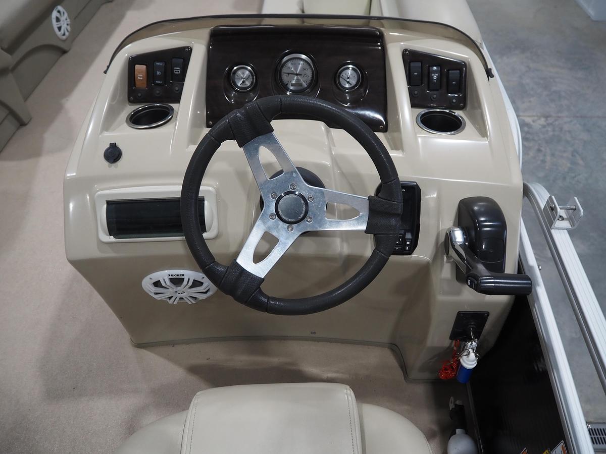 Used 2016 Bennington 21 SL