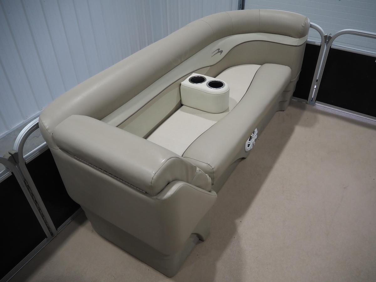 Used 2016 Bennington 21 SL