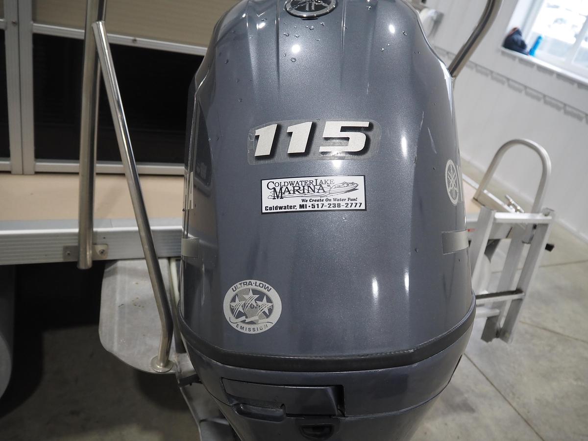 Used 2016 Bennington 21 SL