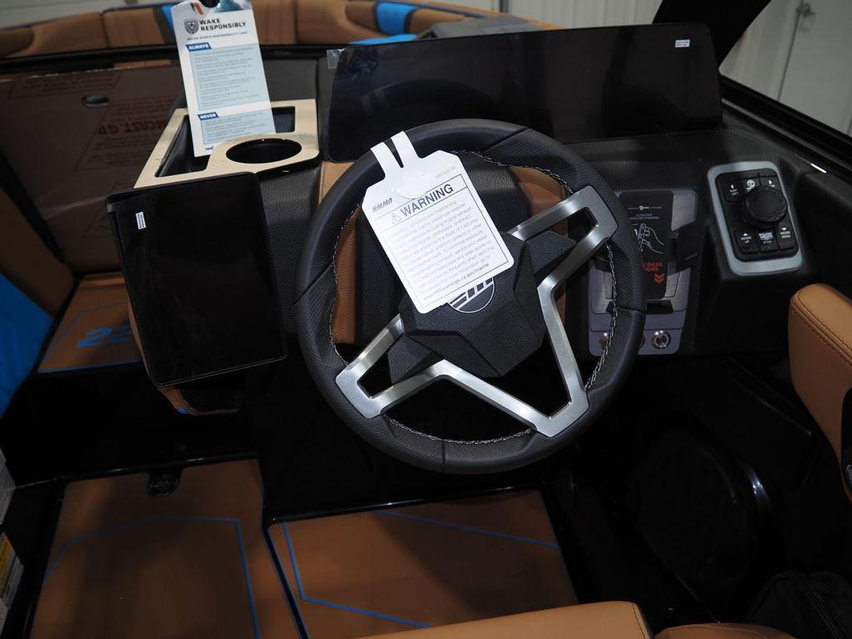 2026 Malibu Boats 22 LSV