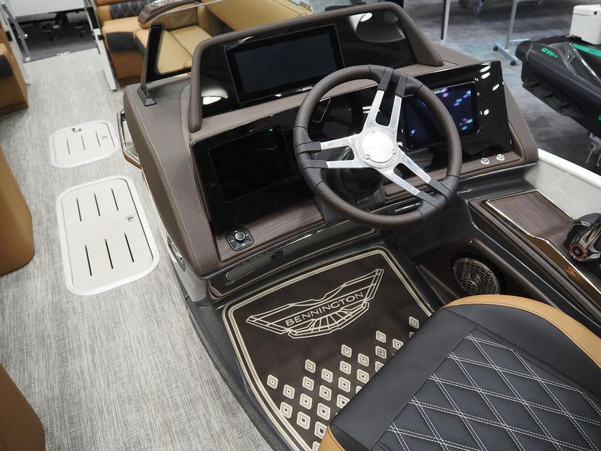 2026 Bennington RX Sport Swingback 25 RXSB