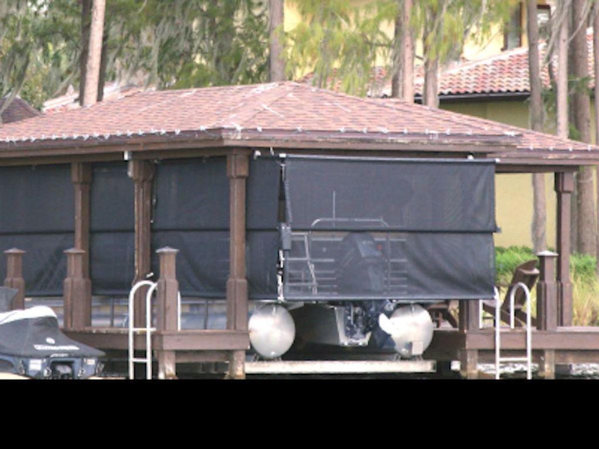 2024 ShoreStation ShoreScreen™ Power Curtain Base