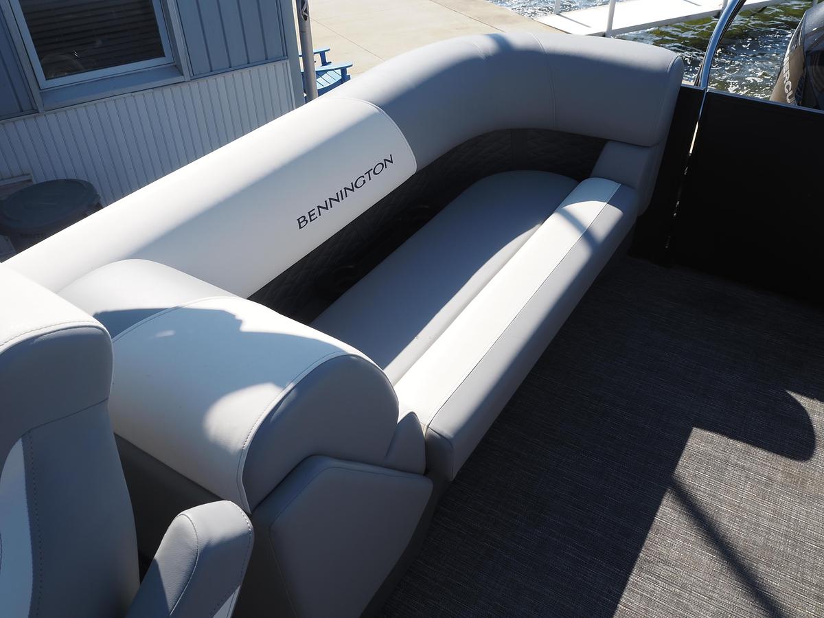 Used 2024 BENNINGTON 22SSR SPS
