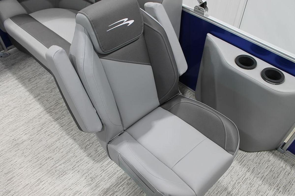 Used 2025 Bennington S Quad Bench 21 SSR