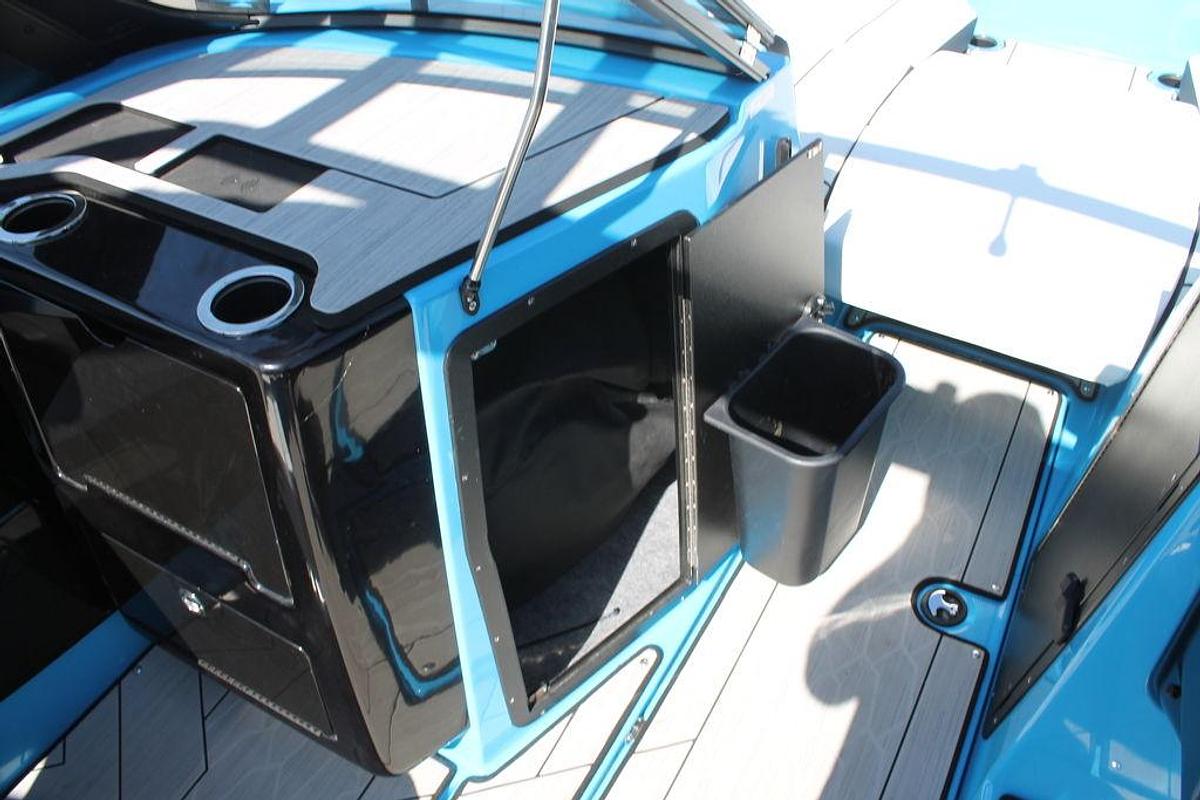 Used 2023 Yamaha Marine 222XE