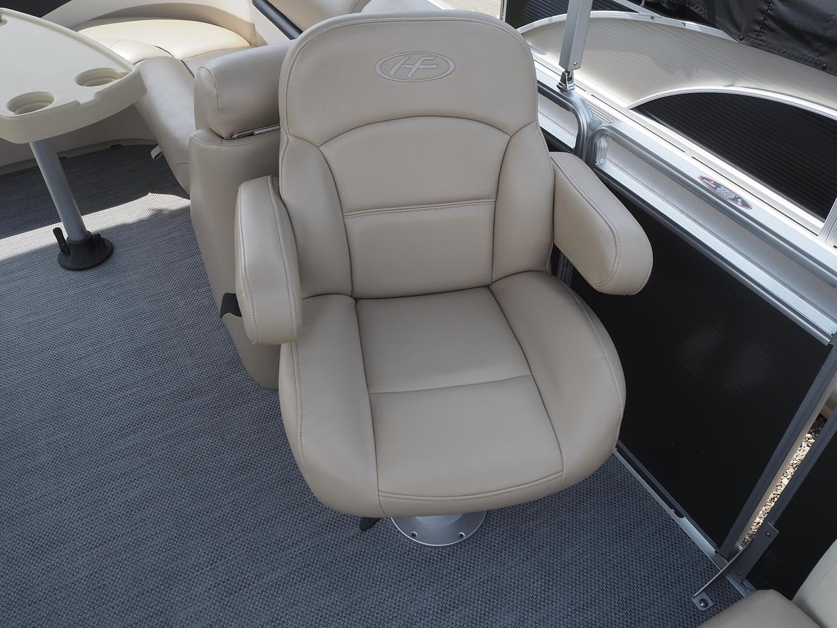 Used 2013 HARRIS CX220
