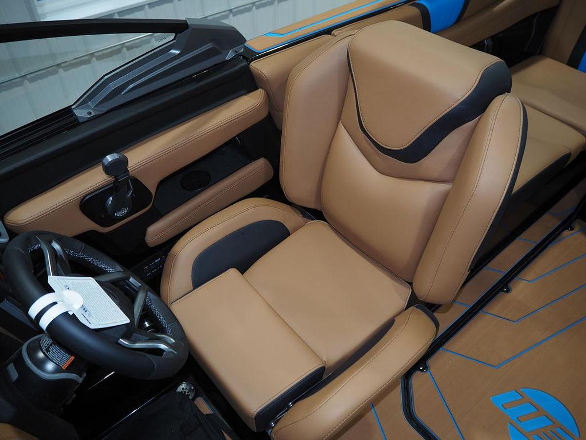 2026 Malibu Boats 22 LSV