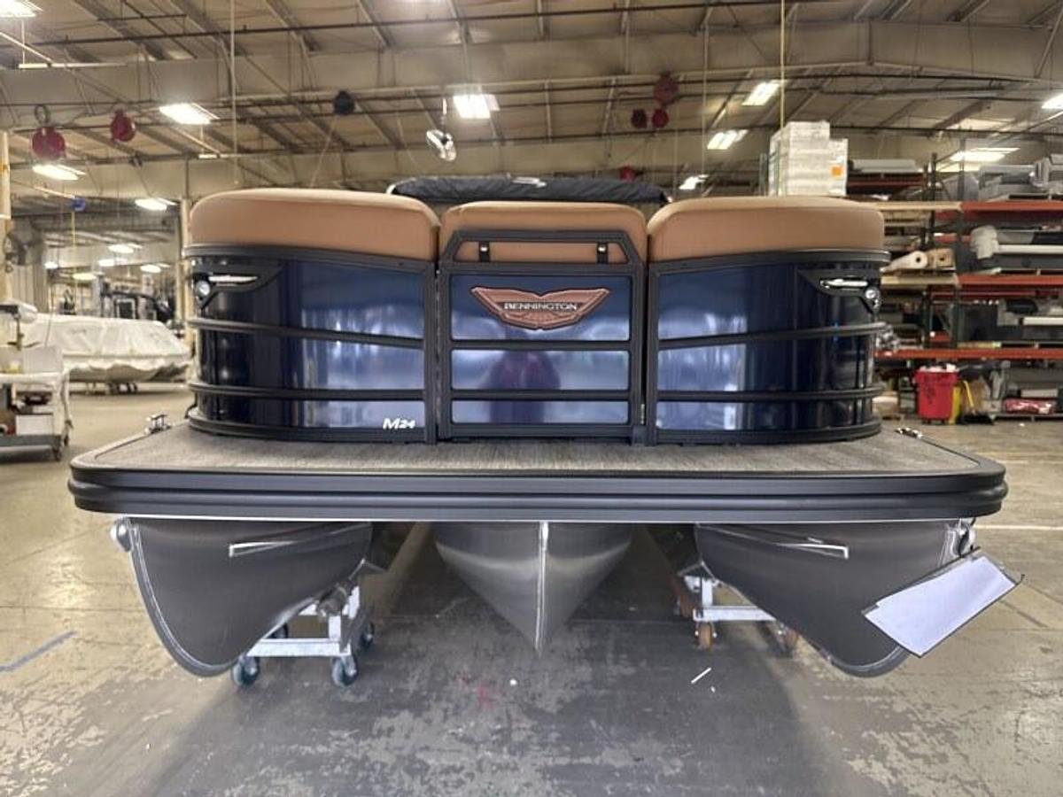 2026 BENNINGTON 24 MSL