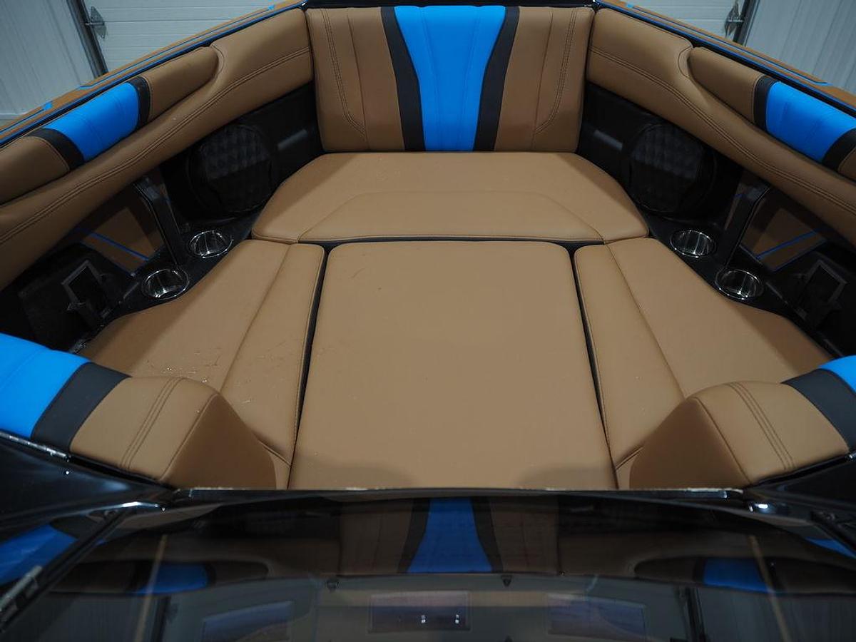 2026 Malibu Boats 22 LSV
