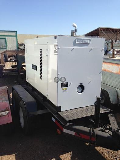 2002 MULTIQUIP WHISPERWATT DCA45SSIUII