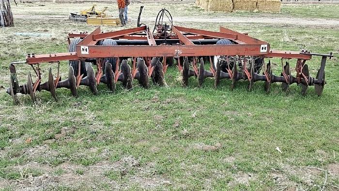Used International 14' Tandem Disk