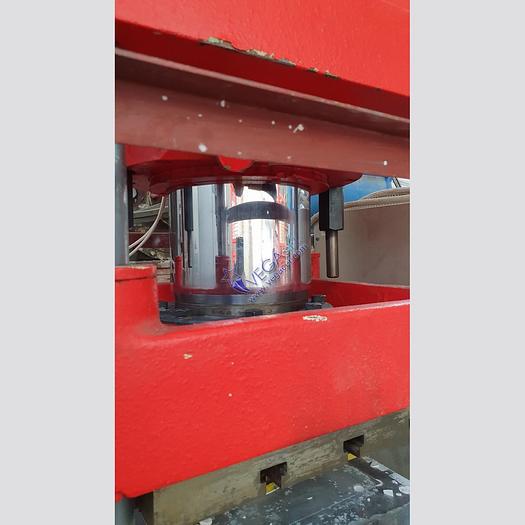 Used Hydraulic press POTVEL with 4 columns