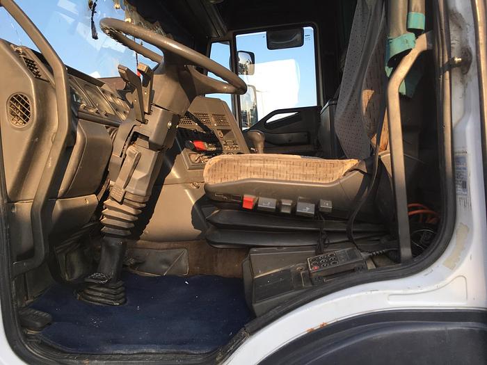 Used 2001 Iveco CURSOR 430