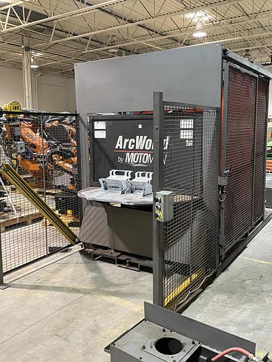 Used MOTOMAN ARCWORLD WELD CELL W/ INDEX TABLE AND UP6 ROBOT WITH XRC CONTROL