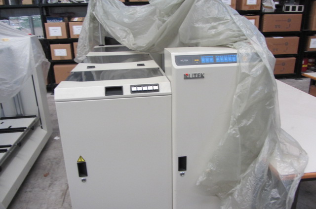 Used Universal Genesis G14  Pick & Place machine