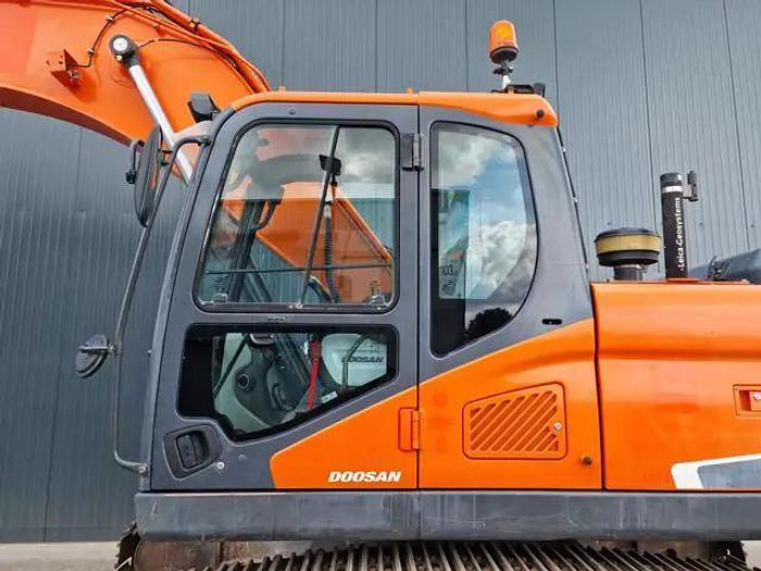 Gebraucht 2015 Doosan DX255LC-5
