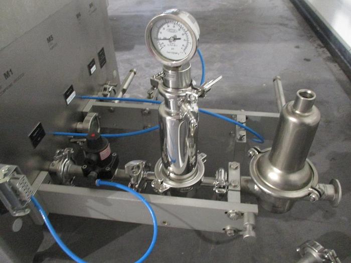 Used Laveuse semi-automatique pour flacons et ampoules