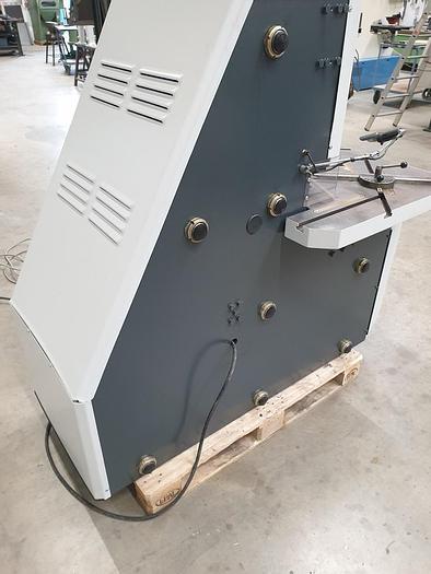 Gebraucht Hydraulische Ausklinkmaschine Indumasch V 204