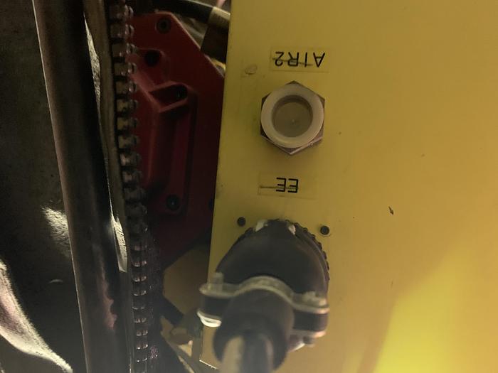 Used FANUC ARCMATE 120iC/10L 6 AXIS CNC MIG WELDING ROBOT WITH R30iA CONTROLLER