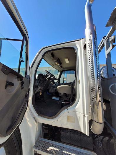 Used Altec LP108 Cable Handler on 2006 Freightliner 6x6 Truck - M27656