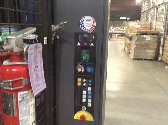 Used LANTECH Q1000 STRETCH WRAPPER