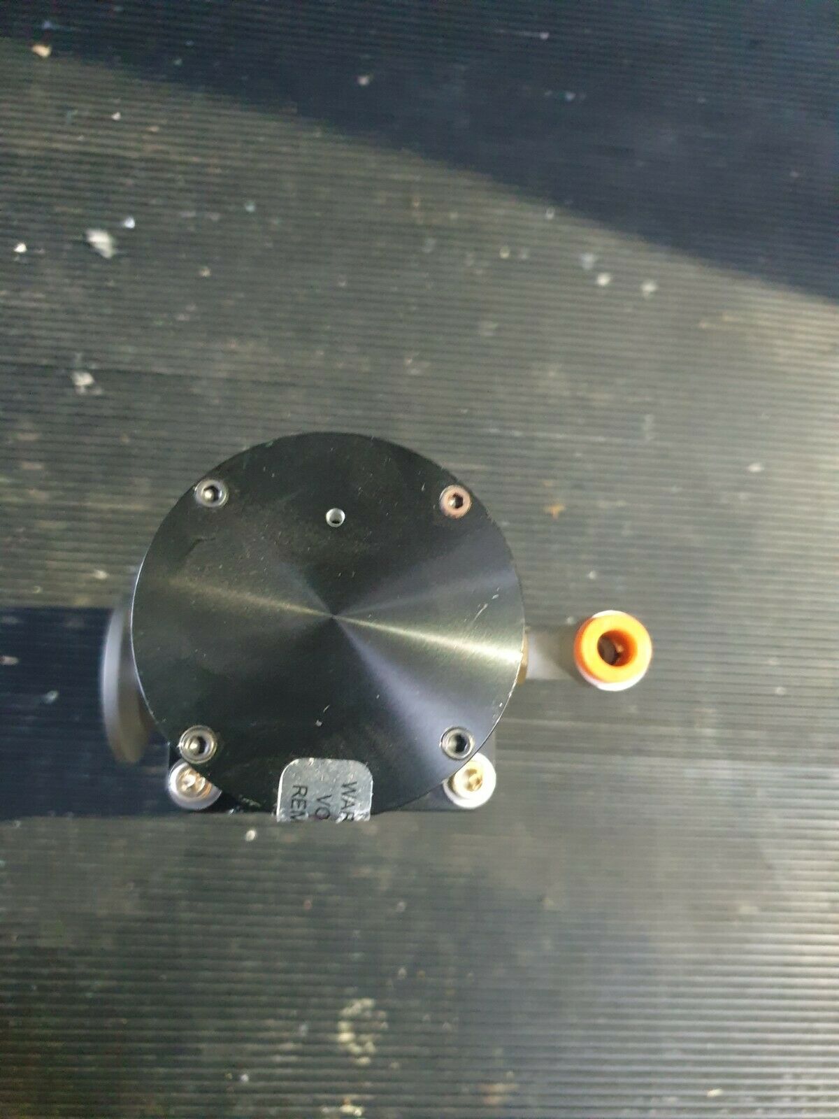 Used MKS INSTRUMENTS  99E1820 RIGHT ANGLED VALVE (rbd2.1b1)