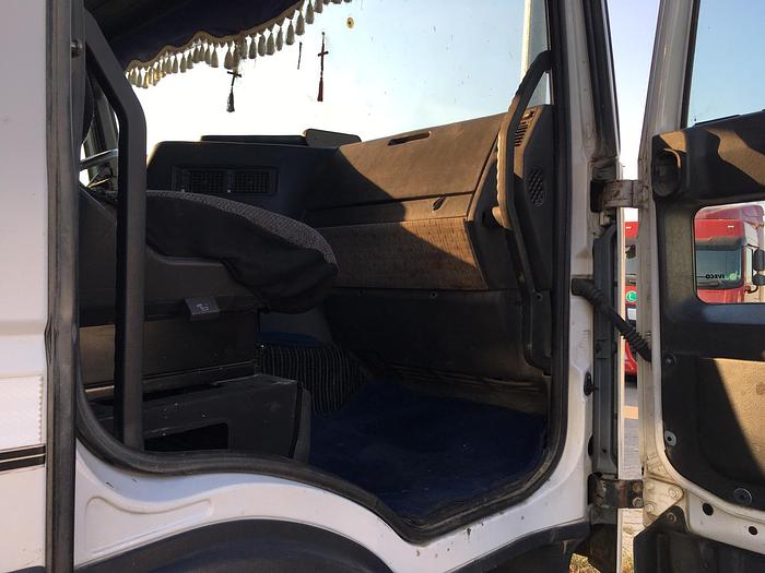 Used 2001 Iveco CURSOR 430