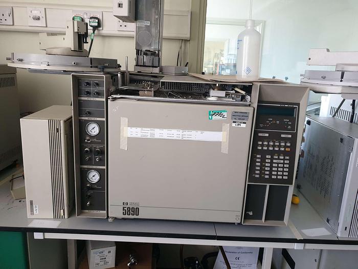 Used HP 5890 GC With 7673 Autosampler Controller and 6890 Injector