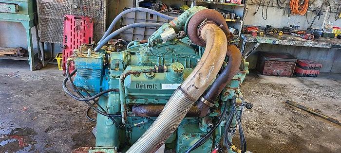 Used Detroit 8V92T