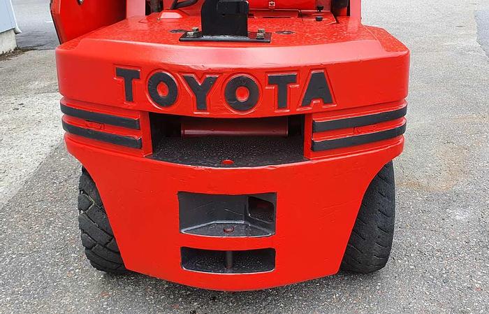 Used Toyota Diesel Forklift 5FD35