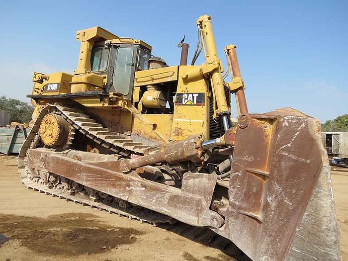 Used CATERPILLAR D 10 R