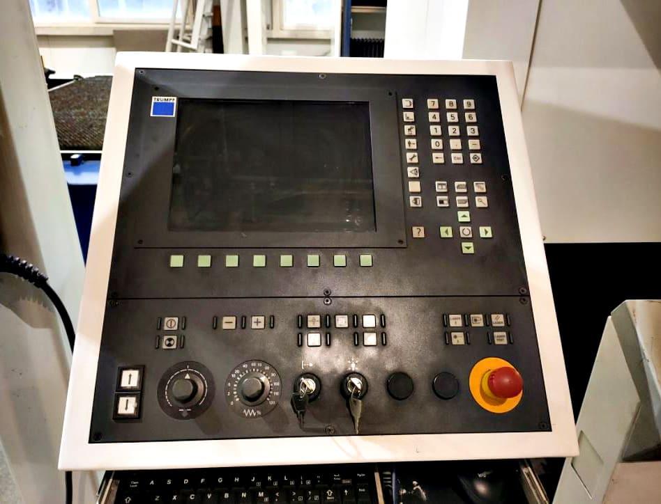 Used Trumpf TruLaser 7025 L - 2010