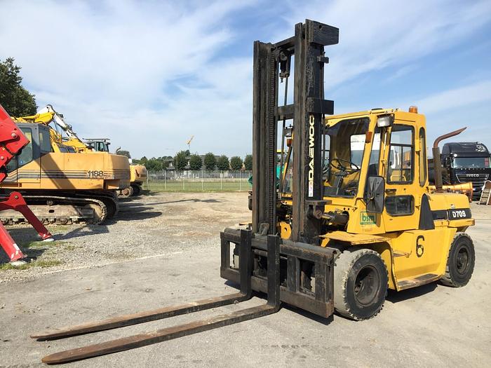 Usato 2002 DAEWOO D70 S-2