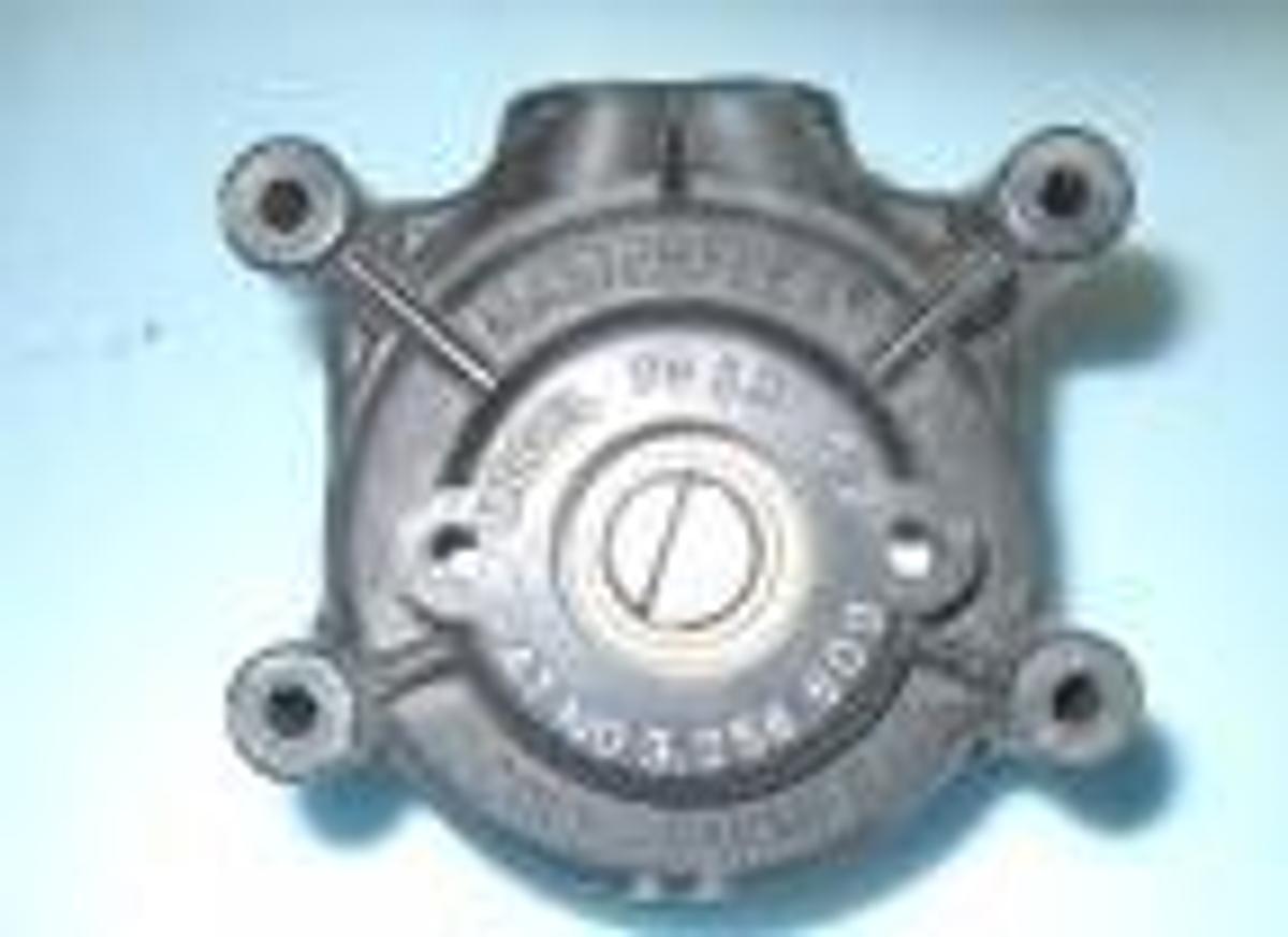 Used COLE PARMER MASTER FLEX PUMP HEAD ONLY MODEL: 7013-52. PAT NO: 3.358.609.