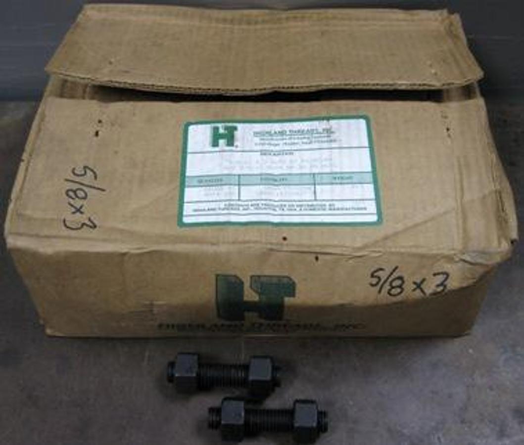 Used HIGHLAND THREADS INC. BOX OF 95 STUDS WITH NUTS 5/8"-11 X 3" A193 B7 AT STUDS W/2 5/8"-11 A194 GR 2H HH NUTS.