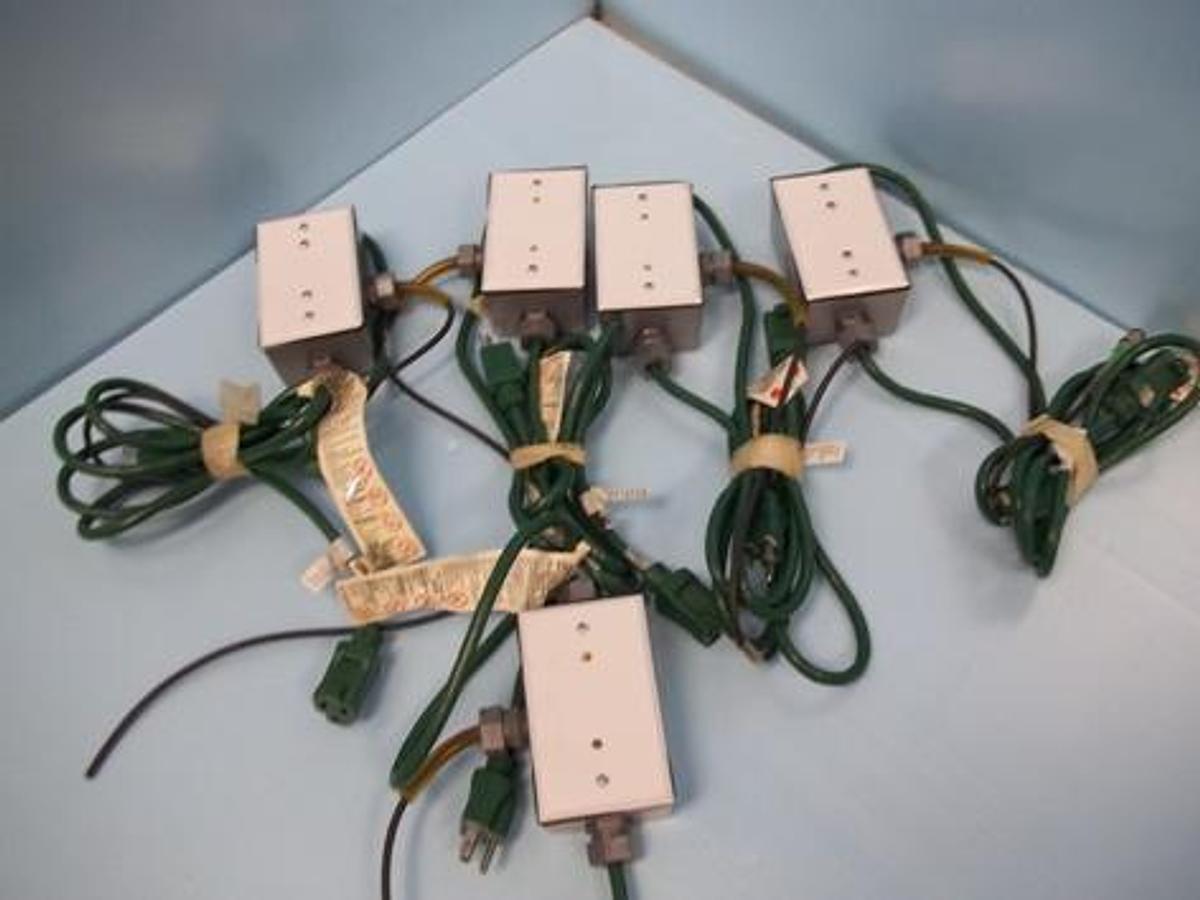 Used U.N.D. LAB CABLES NO. E94923