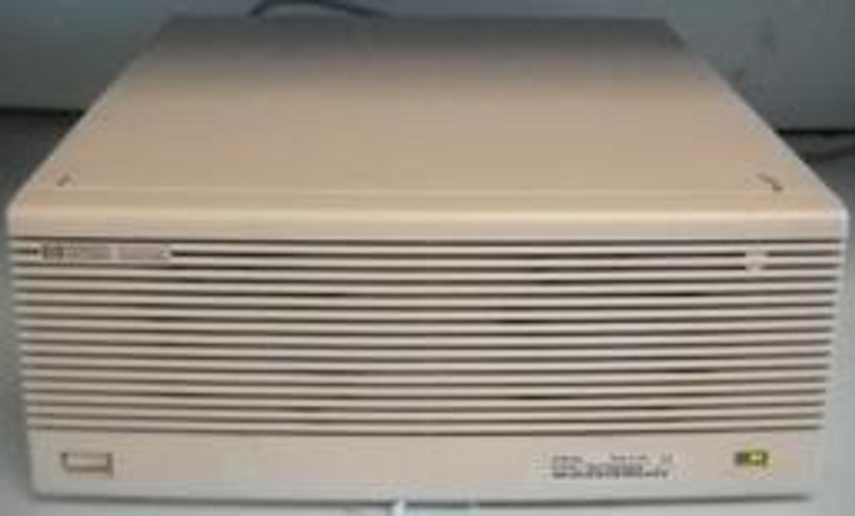 Used QTY. 1. HEWLETT PACKARD 6890 GC AUTO SAMPLER CONTROLLER