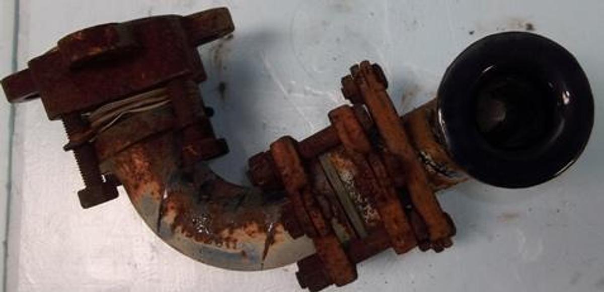 Used PFAUDLER GLASS LINED FITTINGS WITH TWO 90 DEG. FITTING 1 ½ IN. AND 2 BOLT-ON ATTACHMENTS.