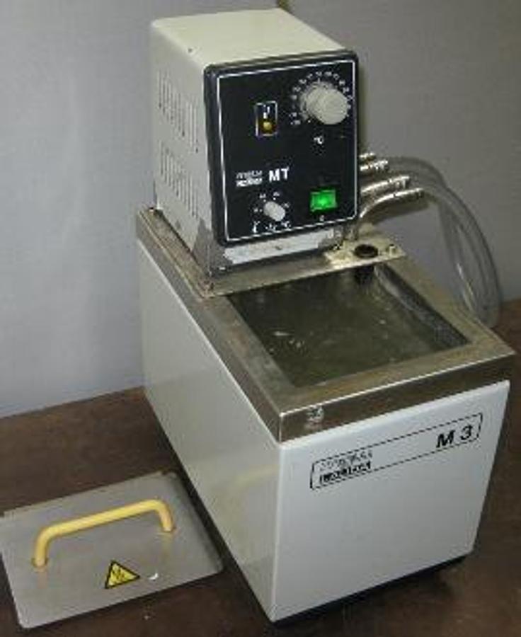 Used MGW LAUDA M3 CIRCULATING HEATED BATH