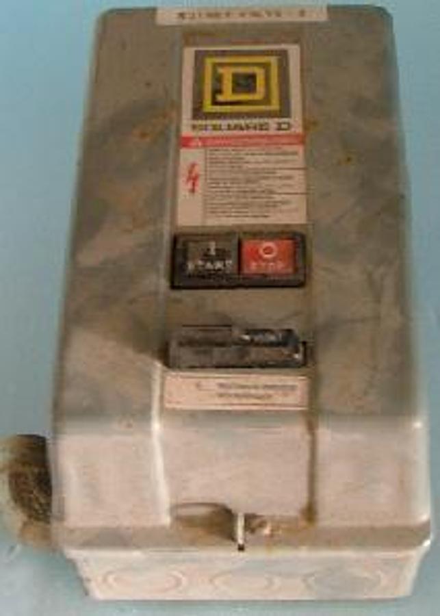 Used SQUARE D. MOTOR CONTROL START / STOP BOX