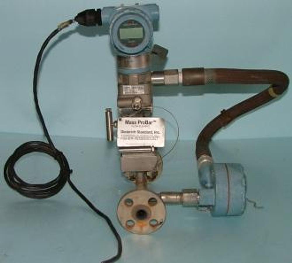 Used ROSEMOUNT FLOW METER DIETERICH STANDARD INC MASS PROBAR SMART FAMILY HART A SUBSIDIARY OF ROSEMOUNT INC MASS PRESS 182PSI SUPPLY 11-55VDC OUTPUT 4-20MA MAX TEMP 450 DEG F DP CAL 0-826.2 IN H2O SP CAL 14.78 TO 95PSI TEMP CAL 380-450 DEG F