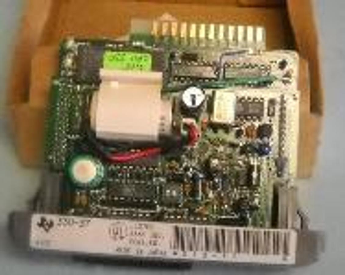 Used TEXAS INSTRUMENTS CARD 330-37 9103 LISTED 866Y LND. *330-37